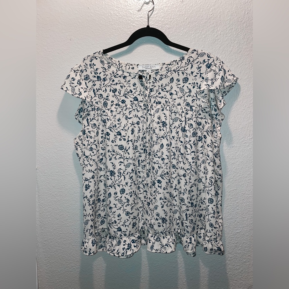 Sweet Rain Floral Blouse